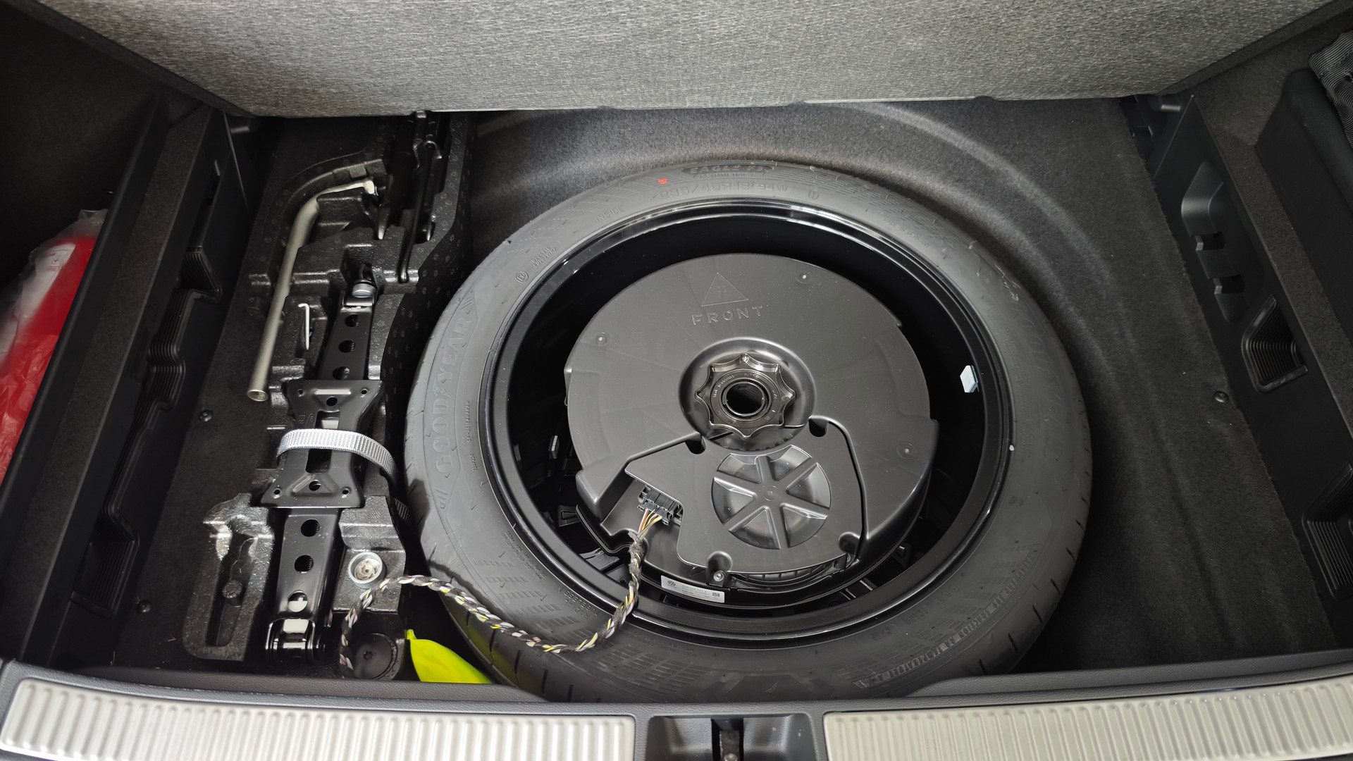 Зображення Новий Passat Elegance 1.5 eTSI