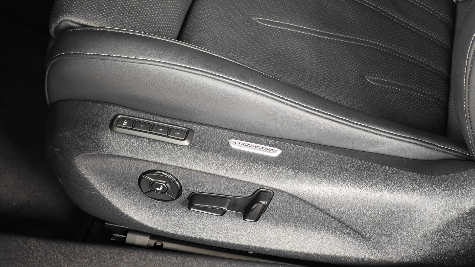 Зображення Новий Passat Elegance 1.5 eTSI