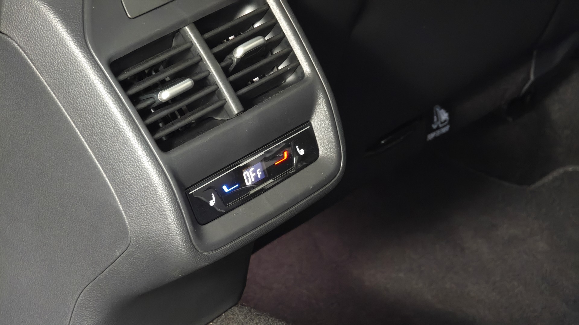 Зображення Новий Passat Elegance 1.5 eTSI