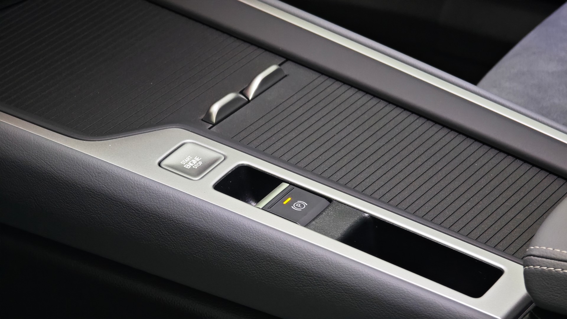 Зображення Новий Passat Business 2.0 TDI