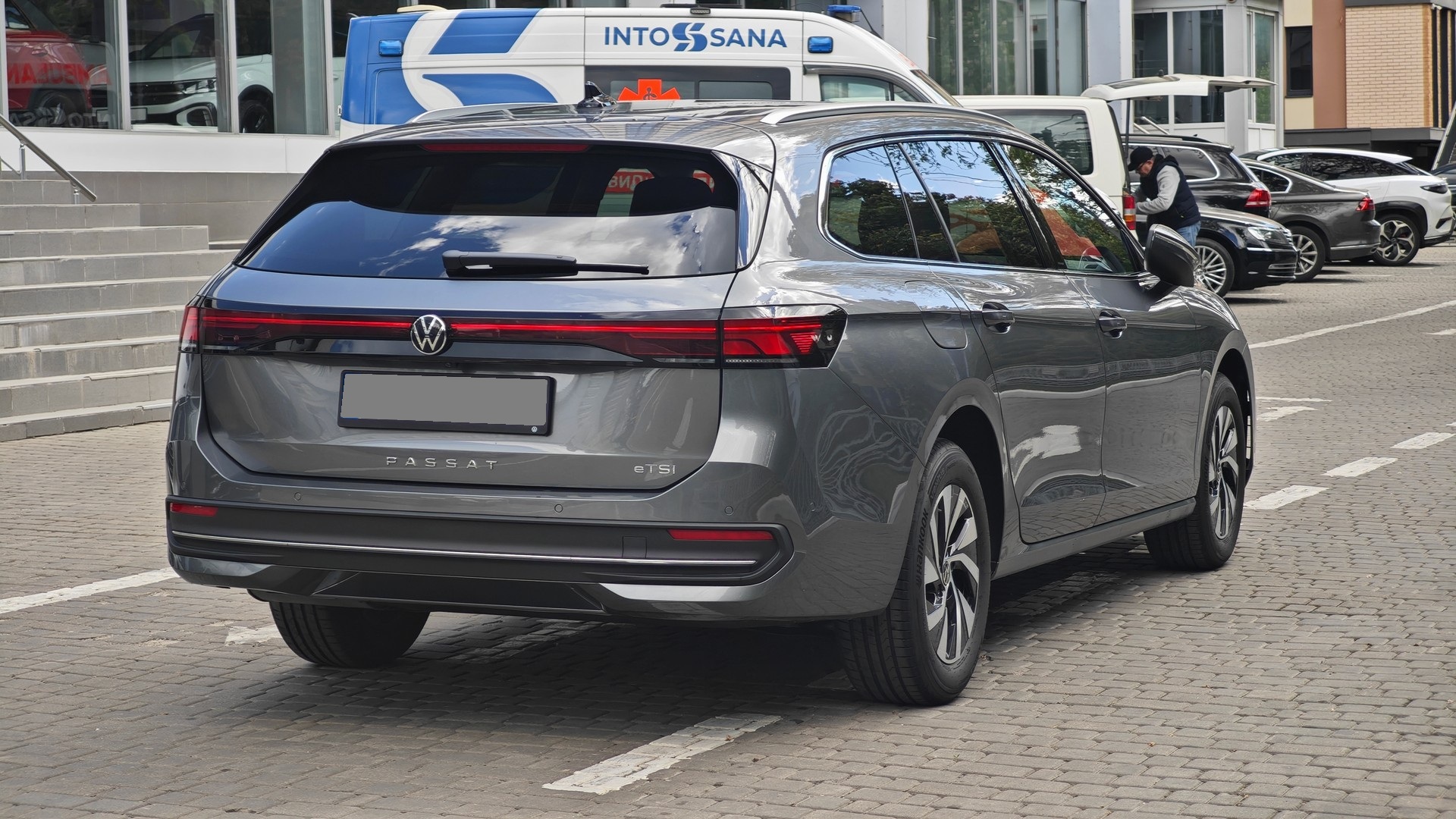 Зображення Новий Passat Business 2.0 TDI