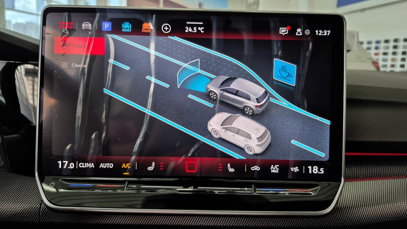 Зображення Golf R-Line 1.4 TSI