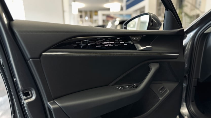 Зображення Новий Passat Elegance 2.0 TSI