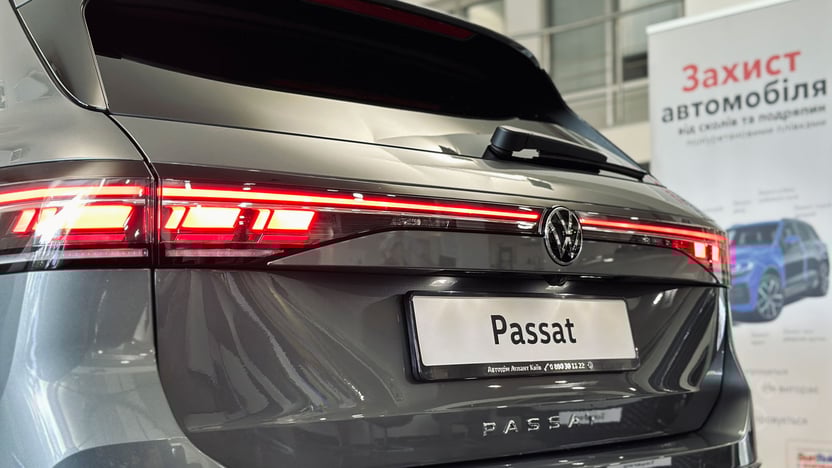 Зображення Новий Passat Elegance 2.0 TSI