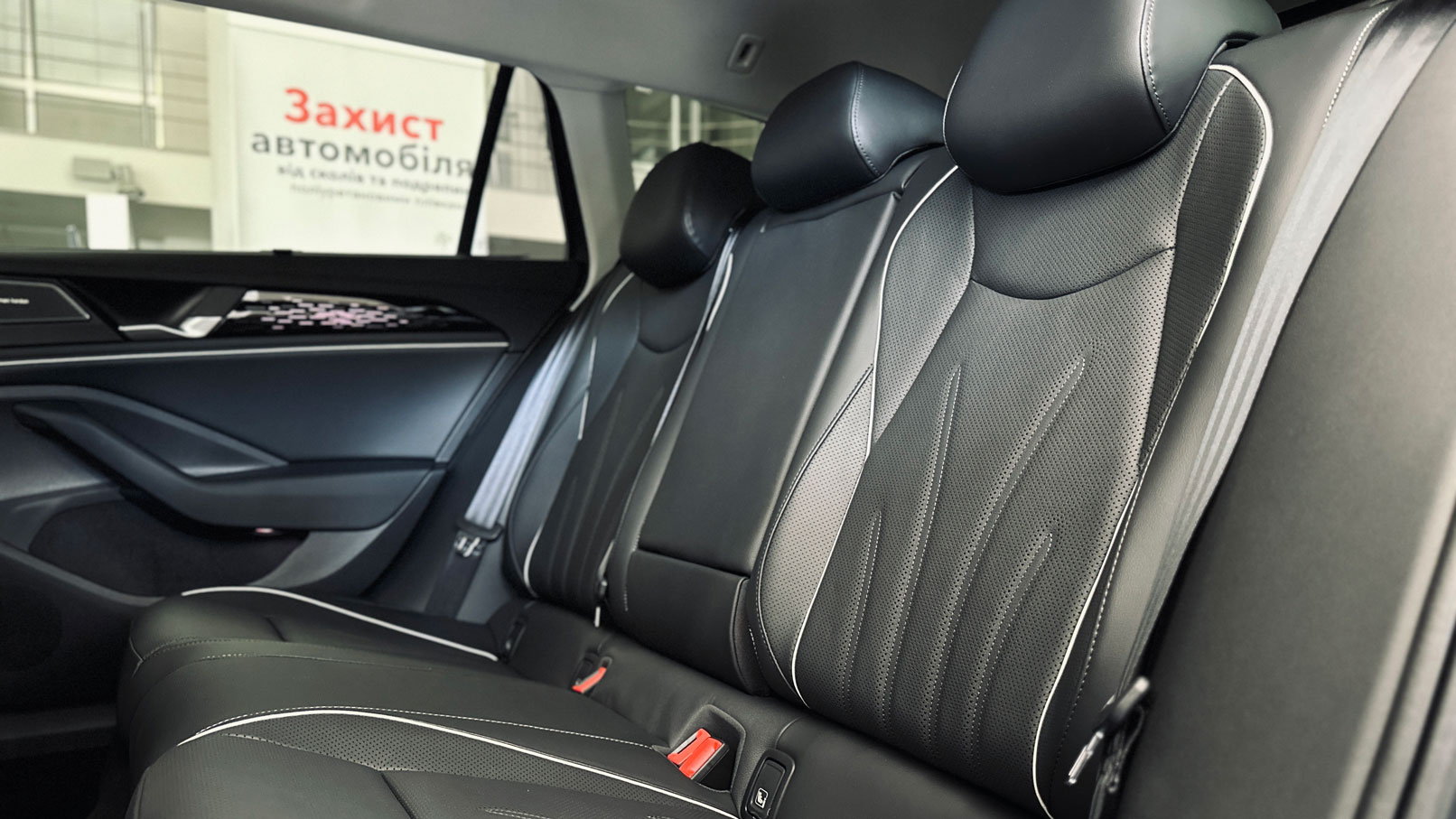 Зображення Новий Passat Elegance 2.0 TSI