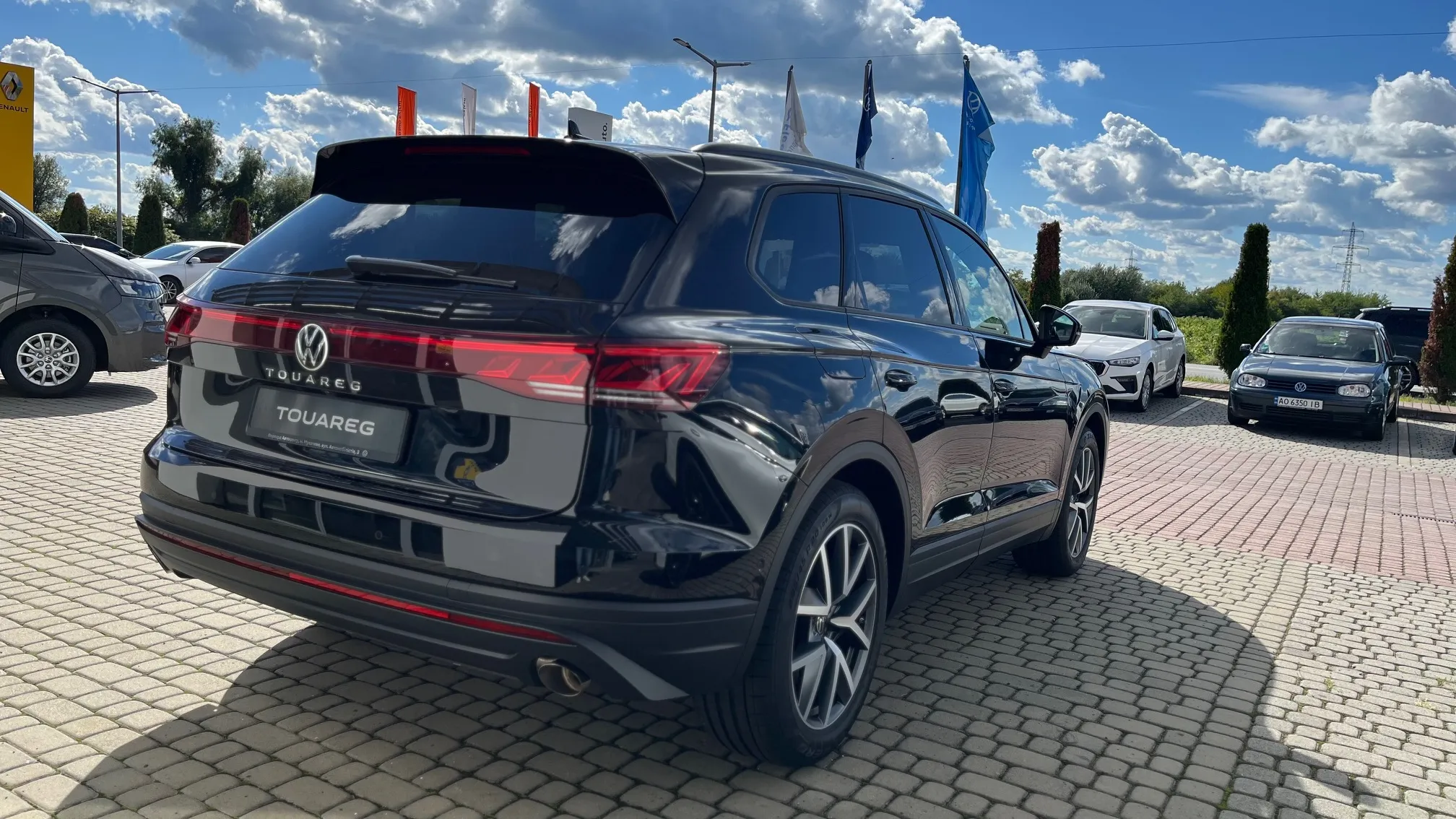 Зображення Touareg Silver+ 3.0 V6 TFSI