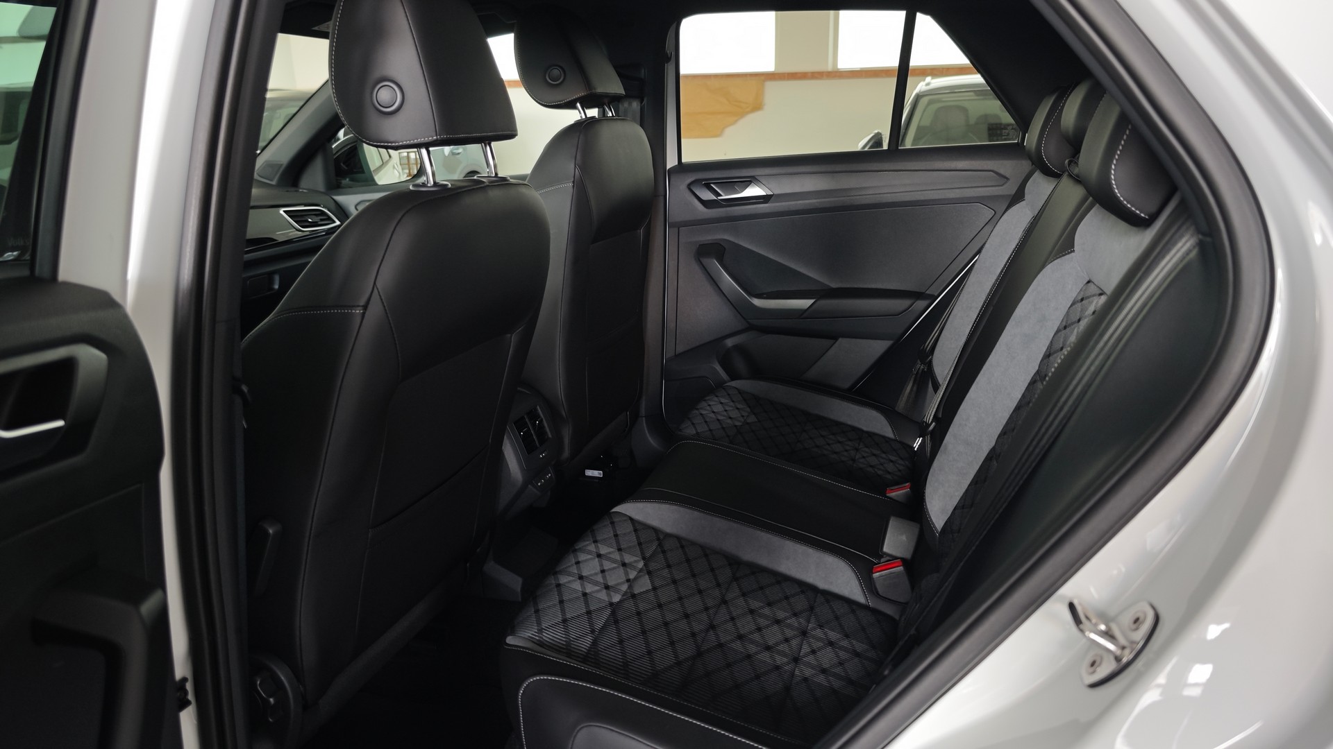 Зображення T-Roc R-Line+ 1.4 TSI