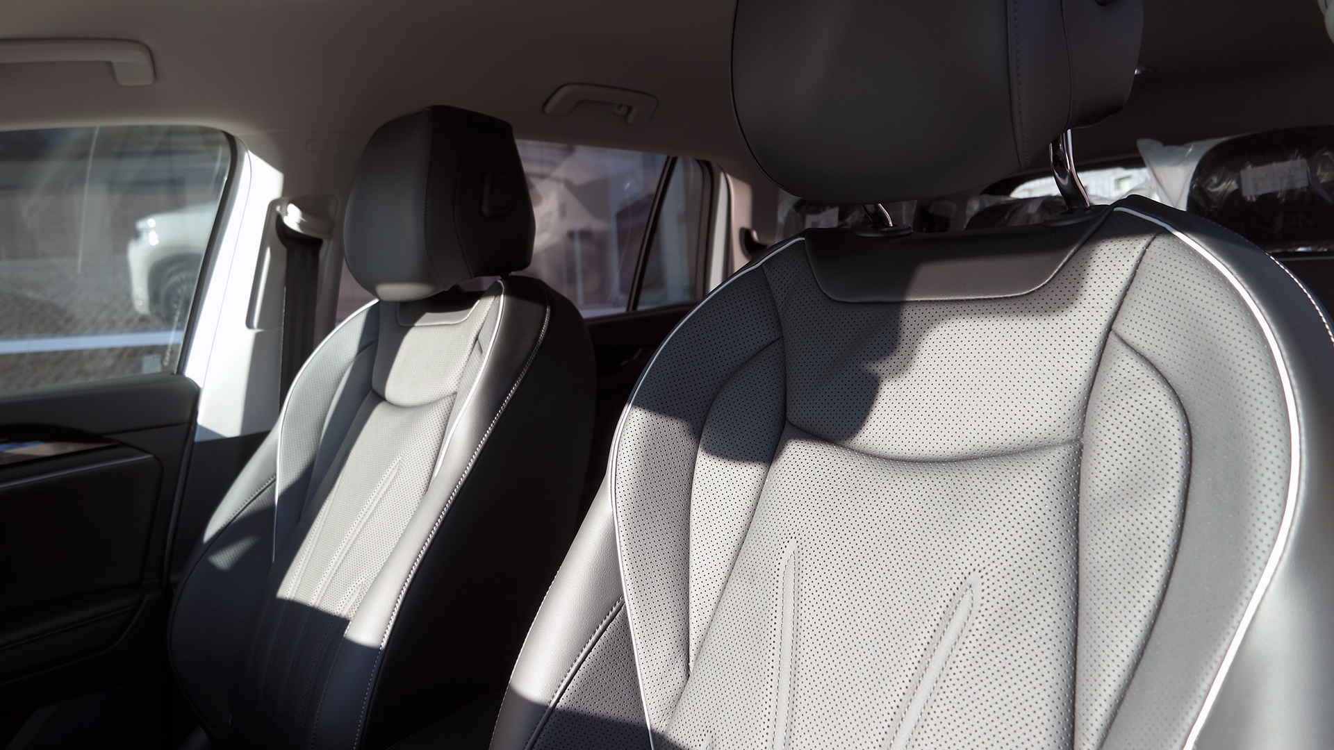 Зображення Новий Tayron Elegance 2.0 TDI 4MOTION