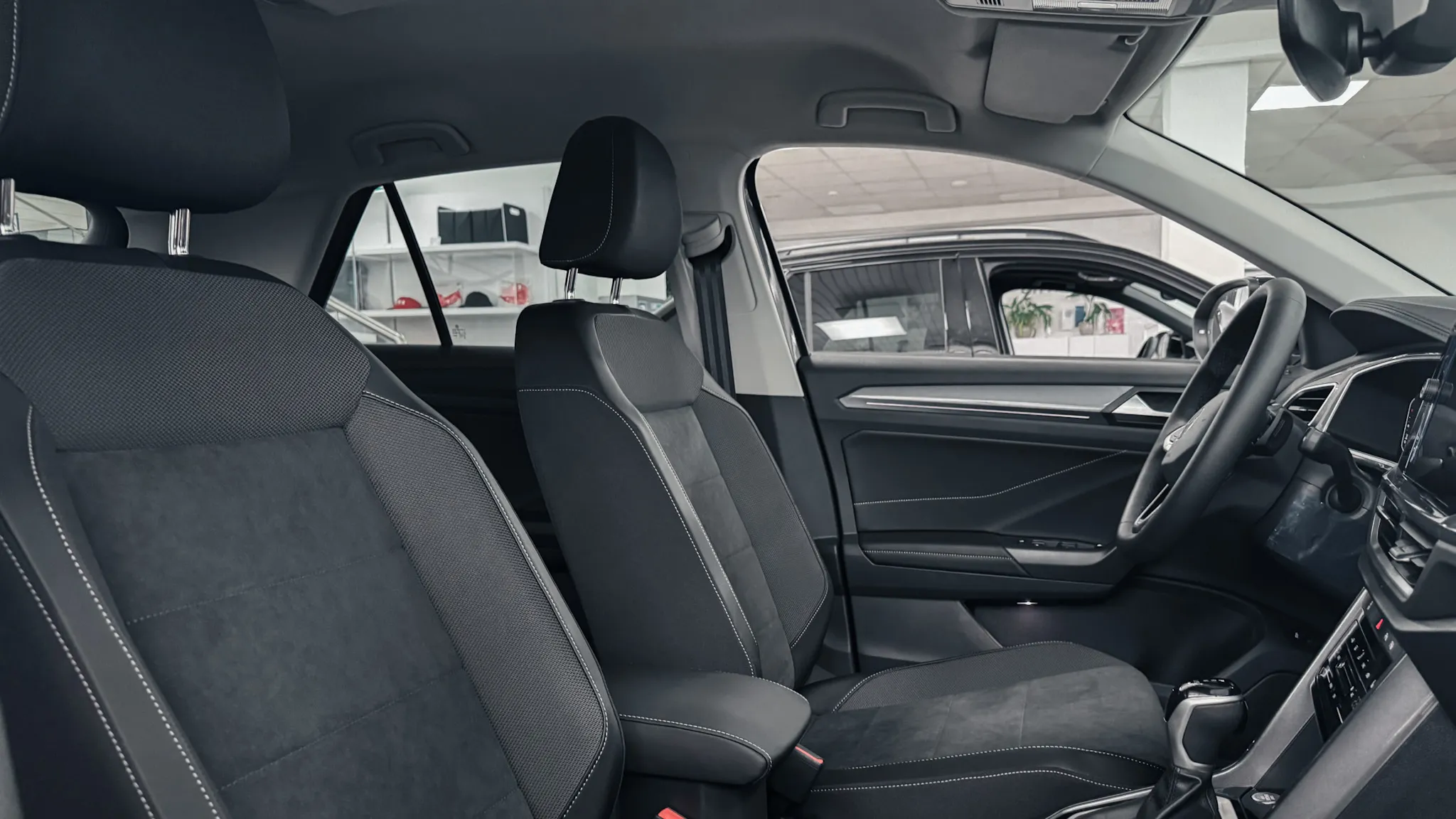 Зображення T-Roc Sport+ 1.4 TSI