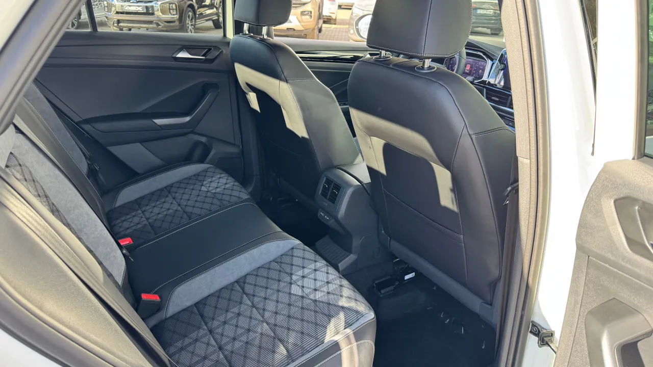 Зображення T-Roc R-Line+ 1.4 TSI