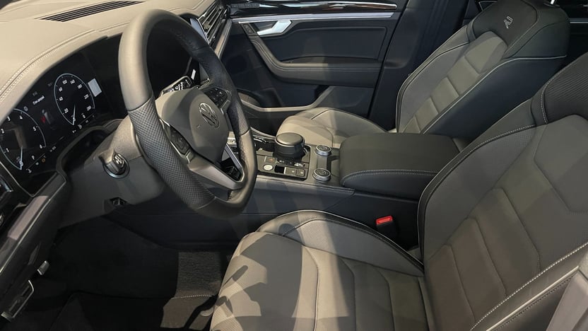 Зображення Touareg R-Line Platinum1 3.0 V6 TDI