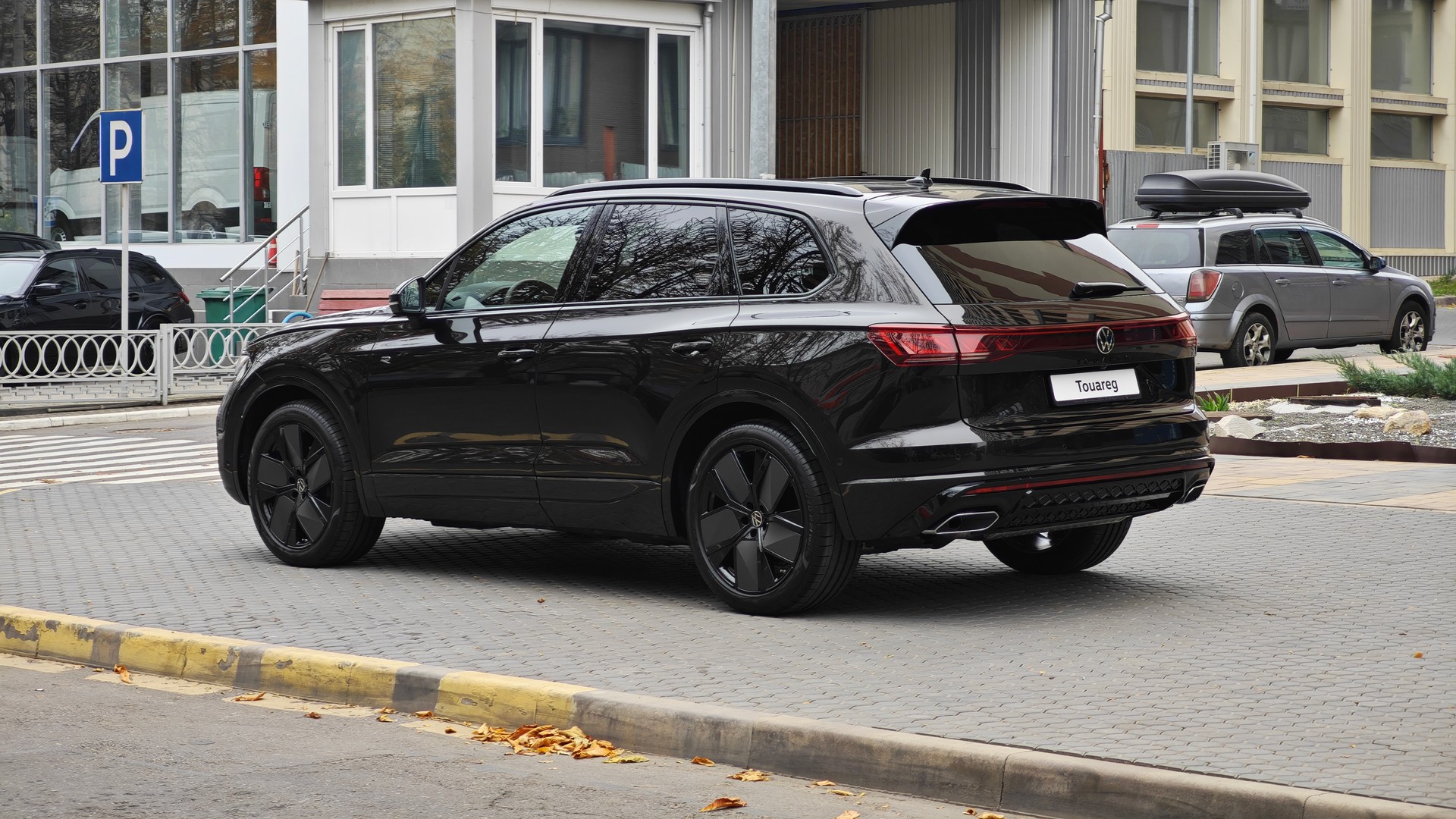 Зображення Touareg R-Line Platinum1 3.0 V6 TDI
