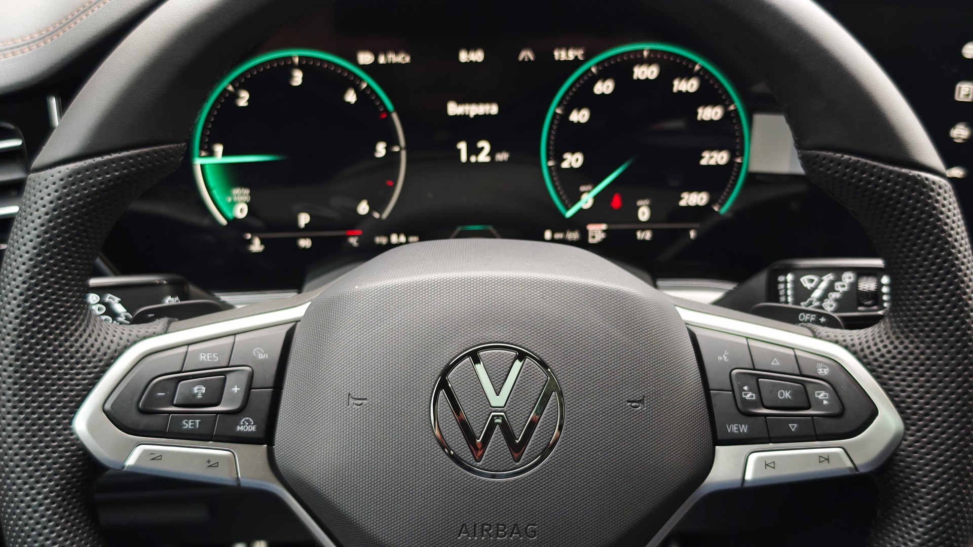 Зображення Touareg R-Line Platinum1 3.0 V6 TDI