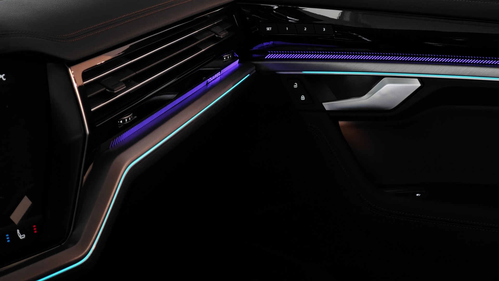 Зображення Touareg R-Line Platinum1 3.0 V6 TDI