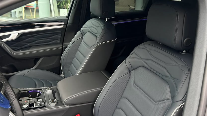 Зображення Touareg R-Line Platinum3 3.0 V6 TDI