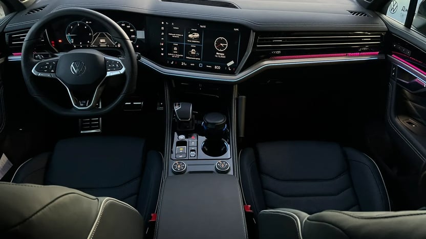 Зображення Touareg R-Line Platinum3 3.0 V6 TDI