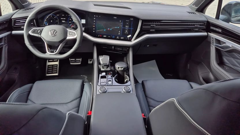 Зображення Touareg R-Line Platinum1 3.0 V6 TDI