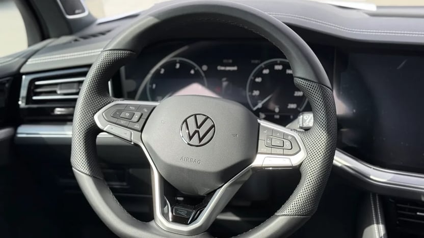 Зображення Touareg R-Line Platinum1 3.0 V6 TDI