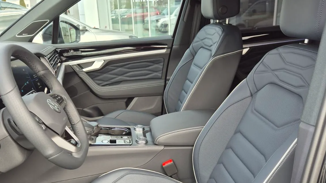 Зображення Touareg R-Line Platinum1 3.0 V6 TDI