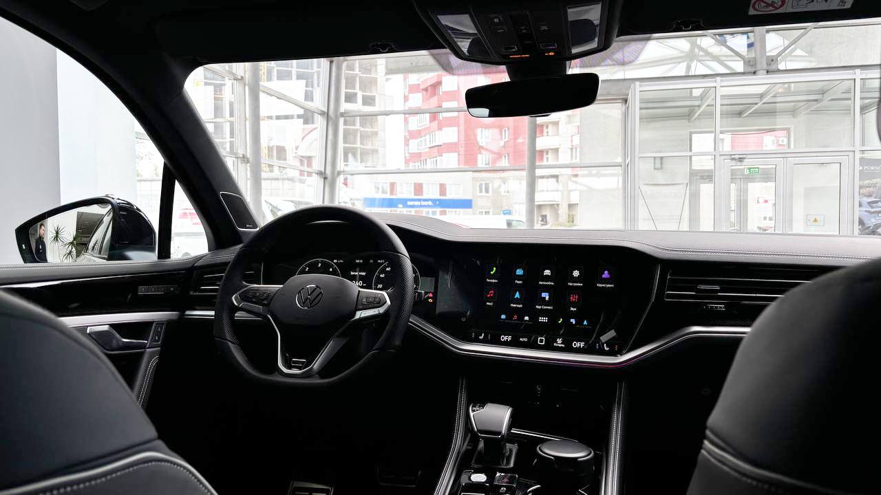 Зображення Touareg R-Line Platinum1 3.0 V6 TDI