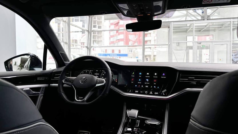 Зображення Touareg R-Line Platinum1 3.0 V6 TDI