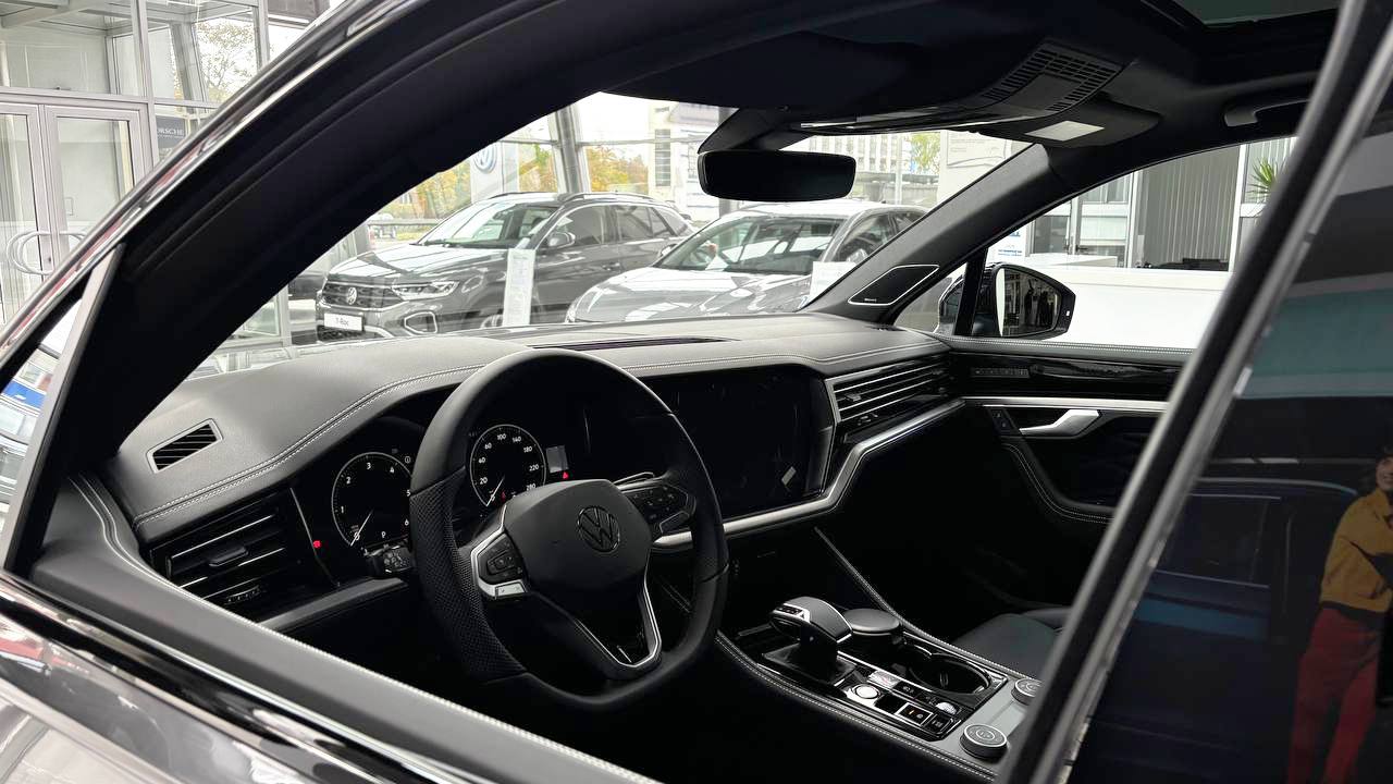 Зображення Touareg R-Line Platinum1 3.0 V6 TDI