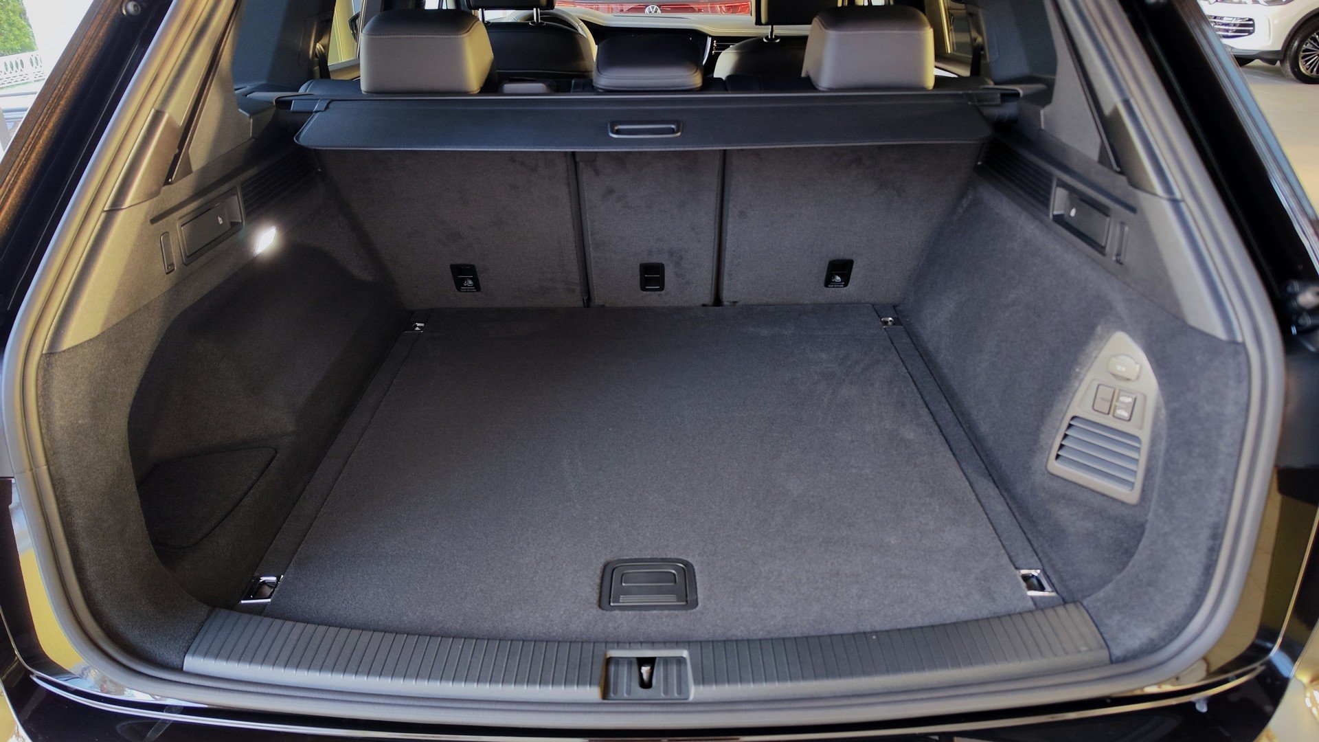 Зображення Touareg Silver 3.0 V6 TDI