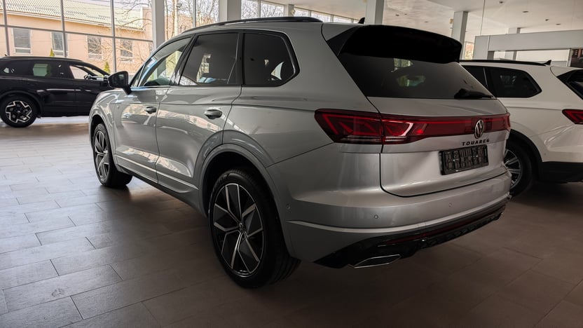 Зображення Touareg R-Line Platinum1 3.0 V6 TDI