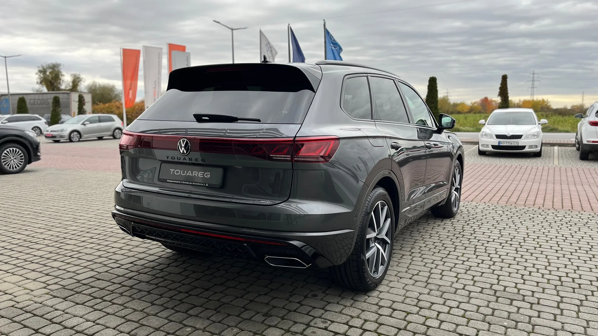 Зображення Touareg R-Line Platinum3 3.0 V6 TDI