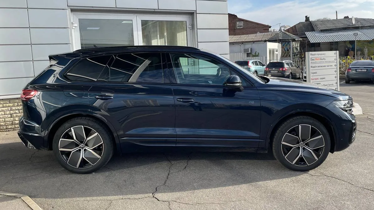 Зображення Touareg R-Line Platinum1 3.0 V6 TDI