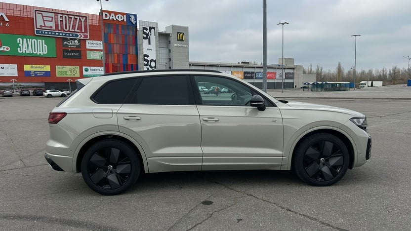 Зображення Touareg R-Line Platinum1 3.0 V6 TDI