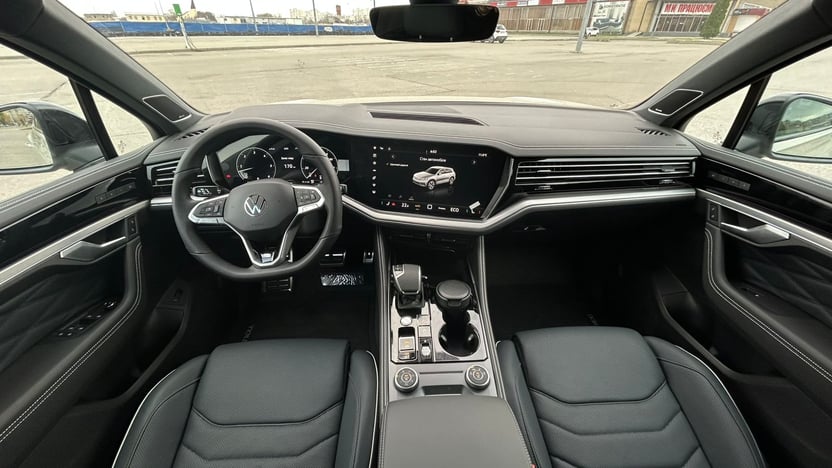 Зображення Touareg R-Line Platinum1 3.0 V6 TDI