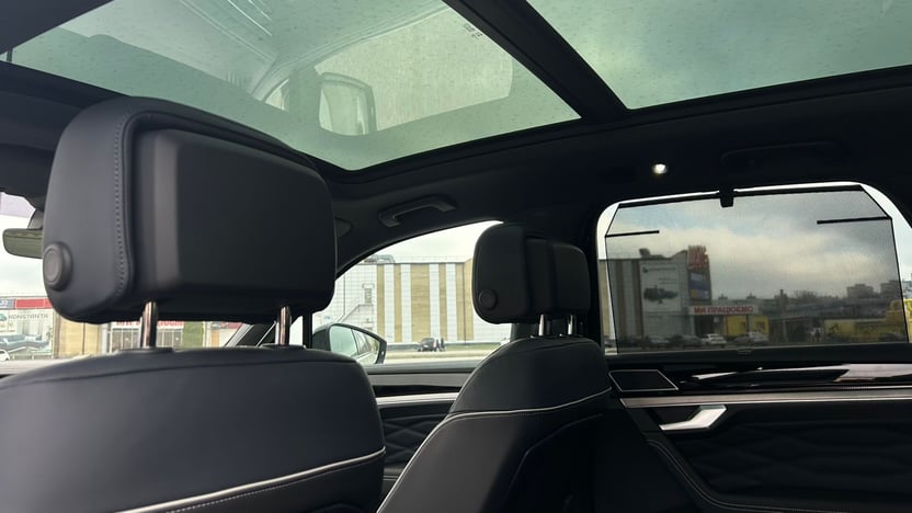 Зображення Touareg R-Line Platinum1 3.0 V6 TDI