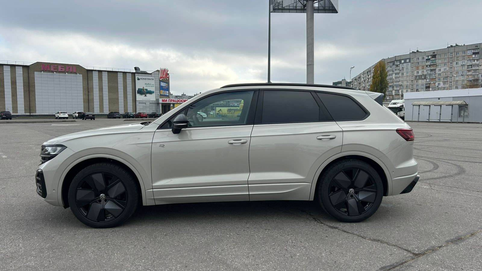 Зображення Touareg R-Line Platinum1 3.0 V6 TDI