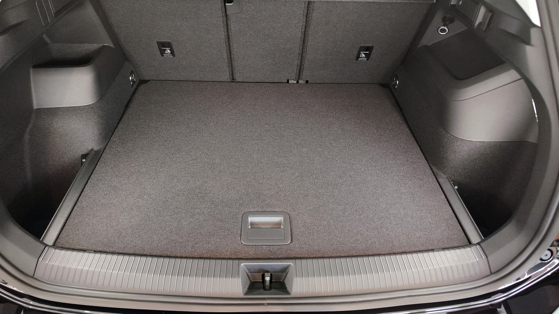 Зображення Tiguan Life 2.0 TDI FWD