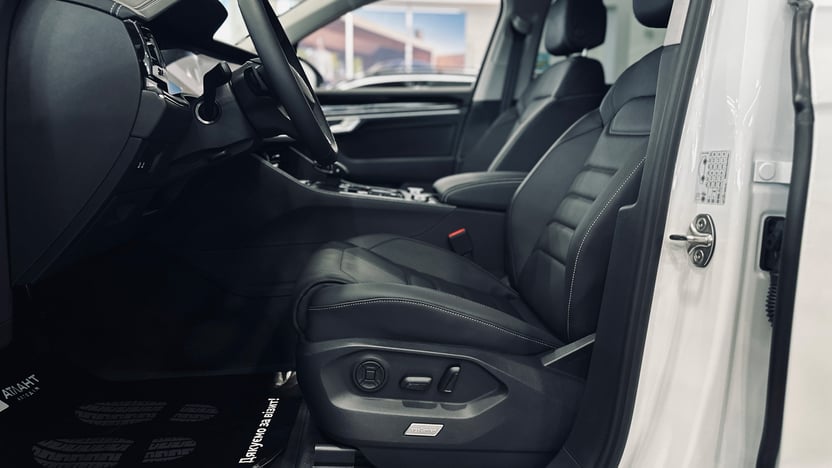 Зображення Touareg Silver 3.0 V6 TDI