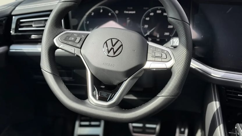 Зображення Touareg R-Line Platinum3 3.0 V6 TDI