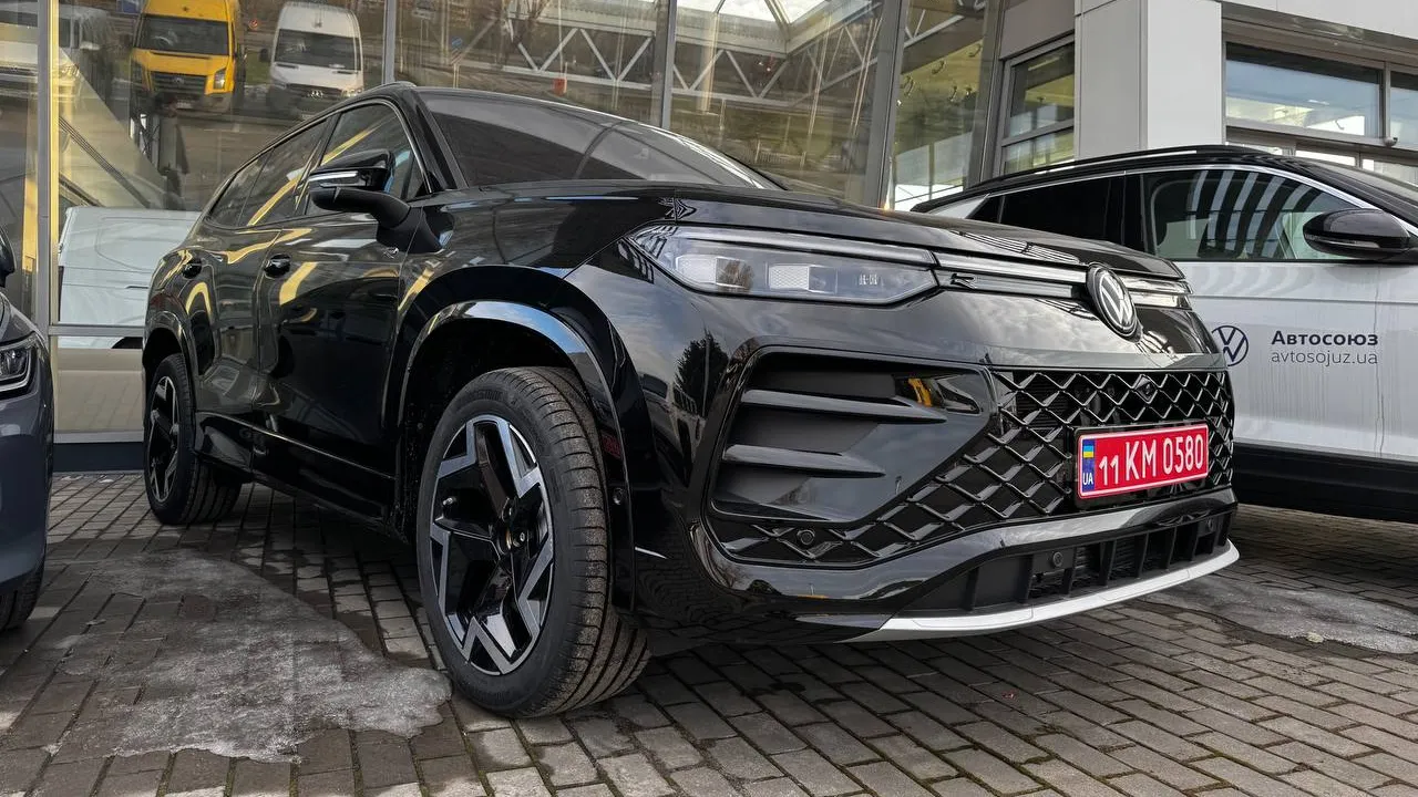 Зображення Новий Tayron R-Line Platinum 2.0 TSI 4M