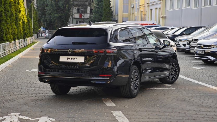 Зображення Новий Passat Elegance 1.5 eTSI