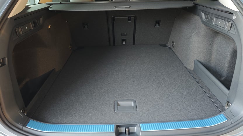 Зображення Новий Passat Elegance 2.0 TDI