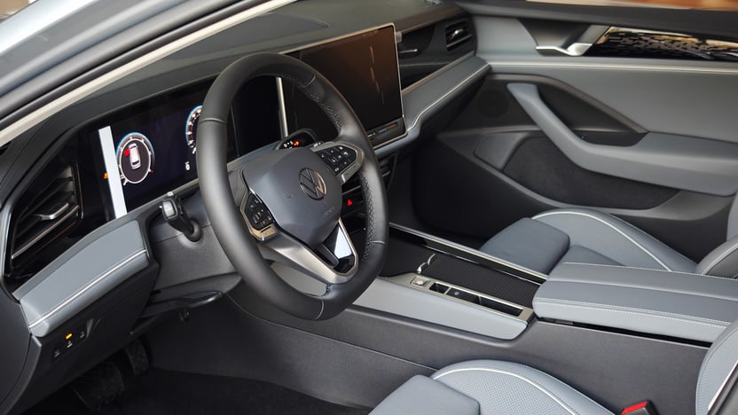 Зображення Новий Passat Elegance 2.0 TDI