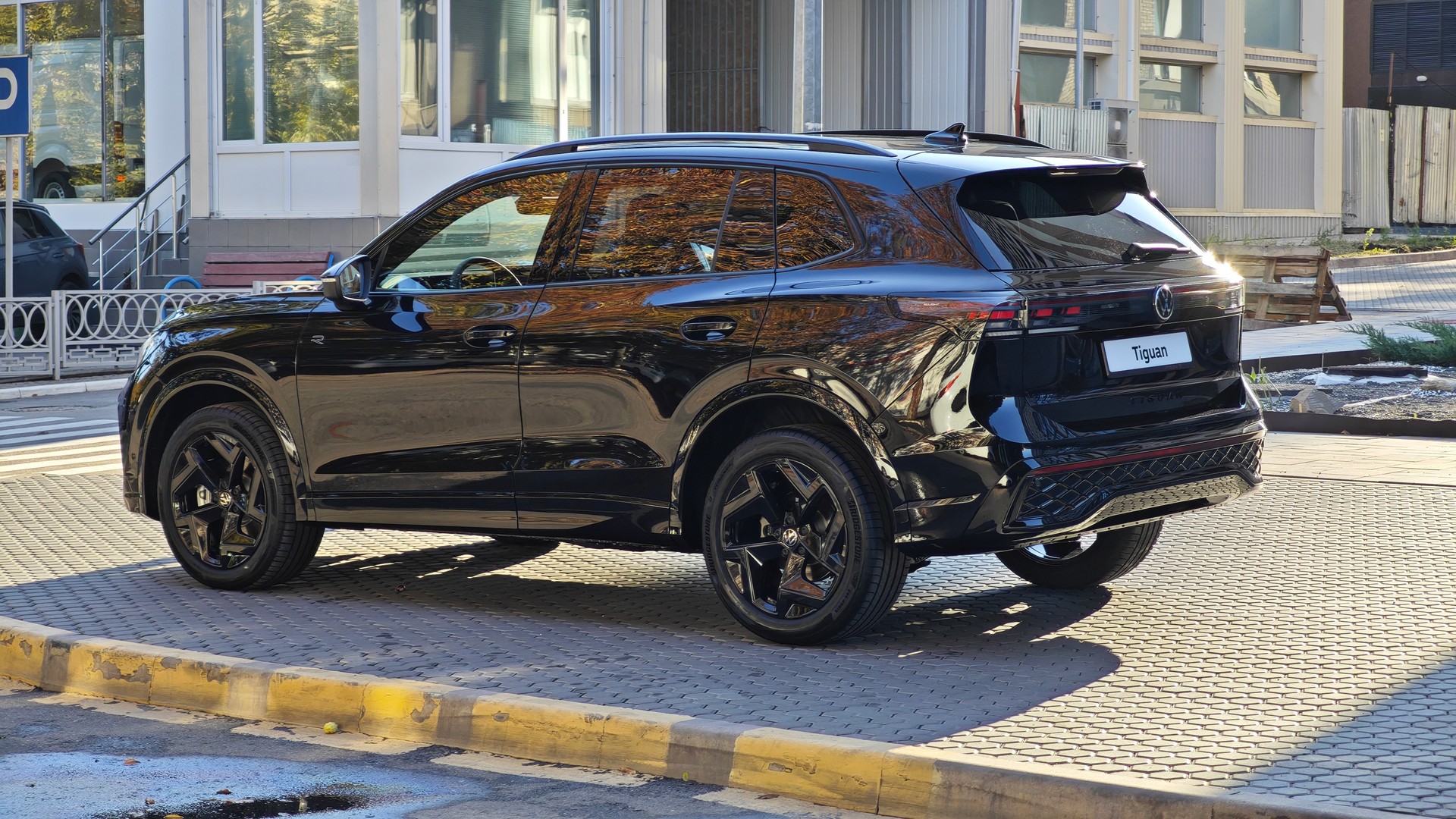 Зображення Tiguan R-Line2.0 TDI 4Motion