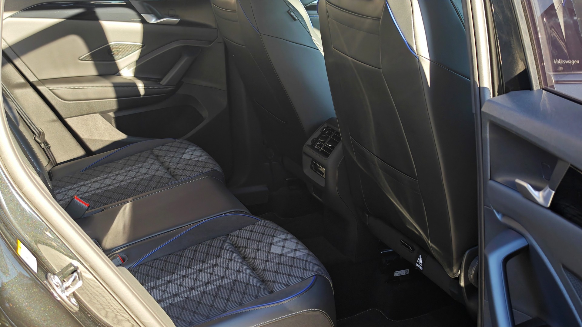 Зображення Tiguan R-Line2.0 TDI 4Motion