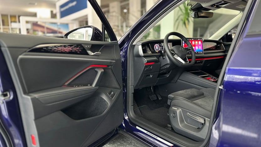 Зображення Новий Tayron Elegance 2.0 TDI 4MOTION