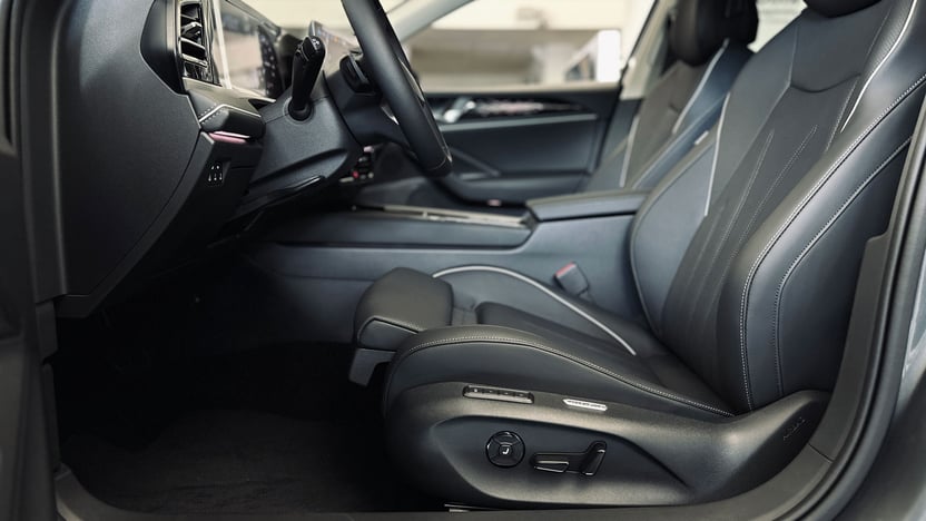 Зображення Новий Passat Elegance 2.0 TDI