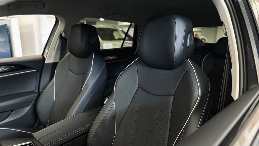 Зображення Новий Passat Elegance 2.0 TDI