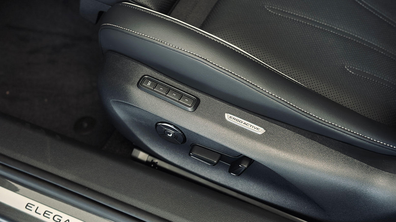 Зображення Новий Passat Elegance 2.0 TDI