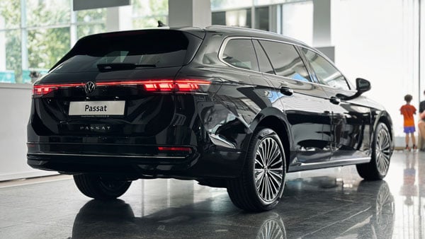 Зображення Новий Passat Elegance 2.0 TSI