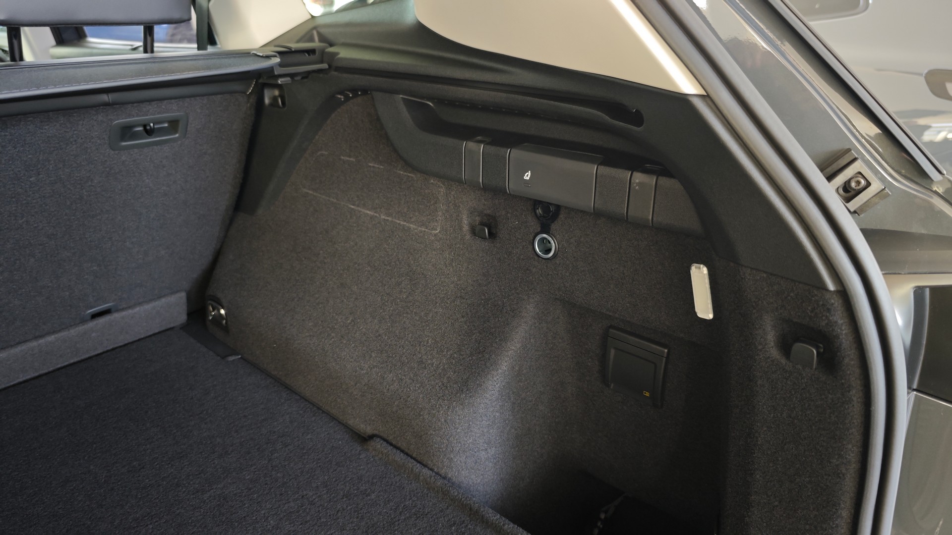 Зображення Новий Tayron Elegance 2.0 TDI 4MOTION