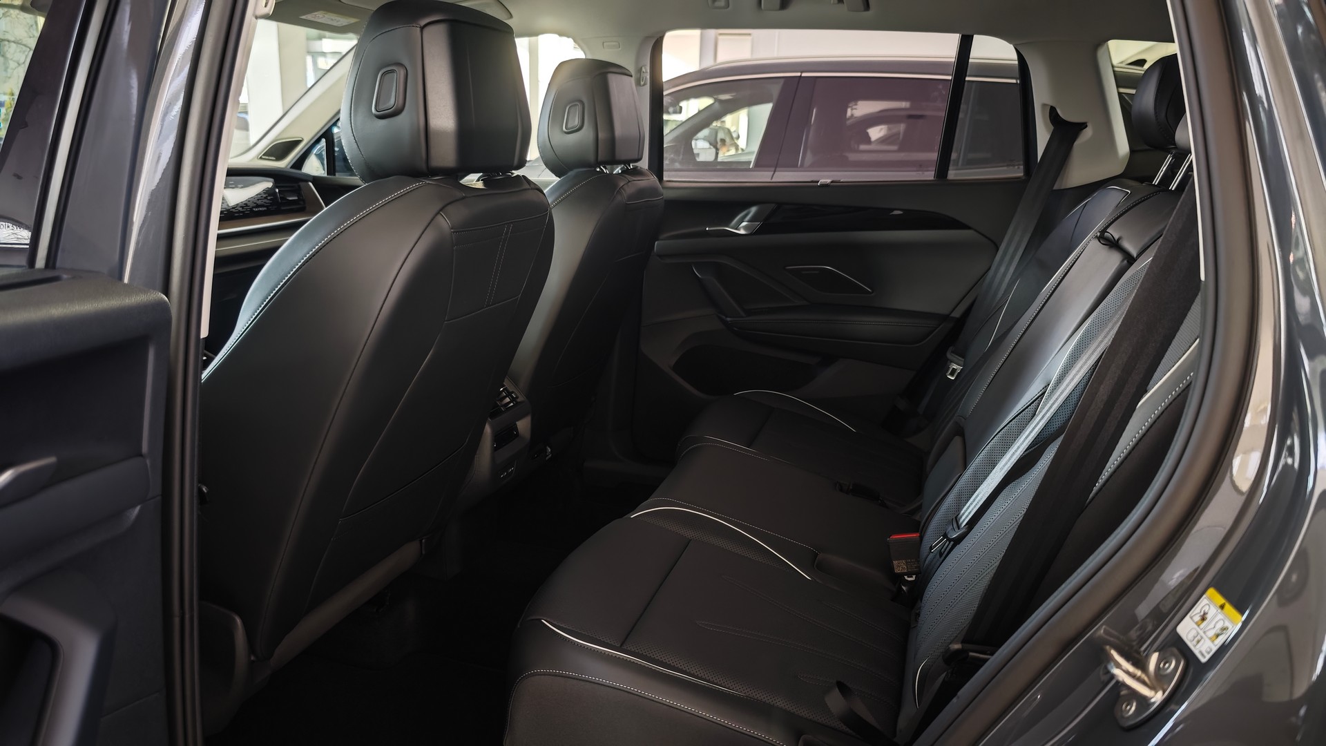 Зображення Новий Tayron Elegance 2.0 TDI 4MOTION